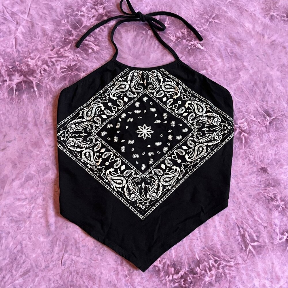 Y2K Black and White Halter tie back Bandana Hankie crop Top size large - Picture 1 of 5